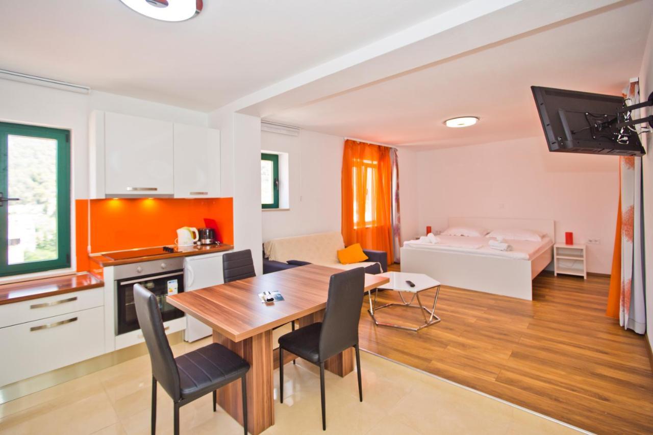 Apartment Ante 2