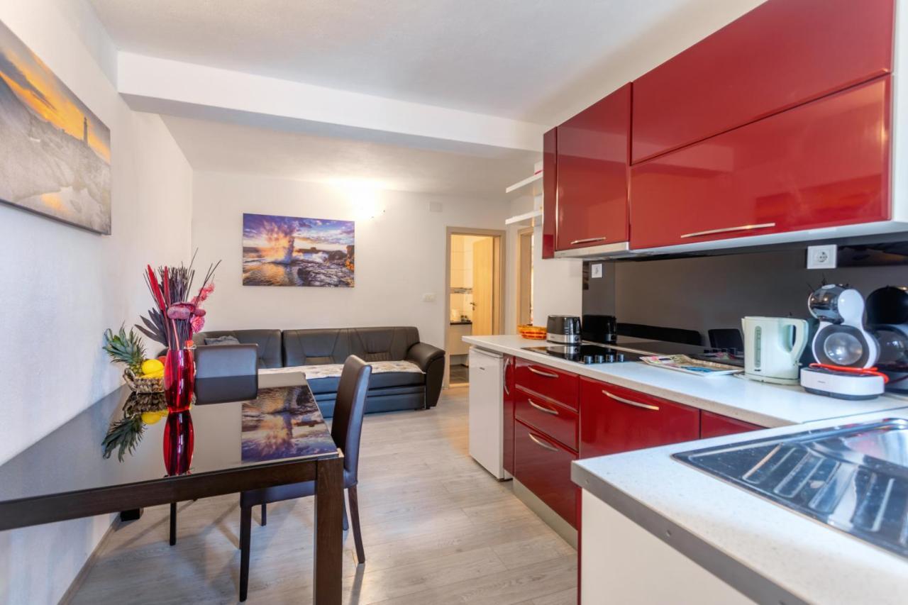 Ante 2 Apartment Hvar Town