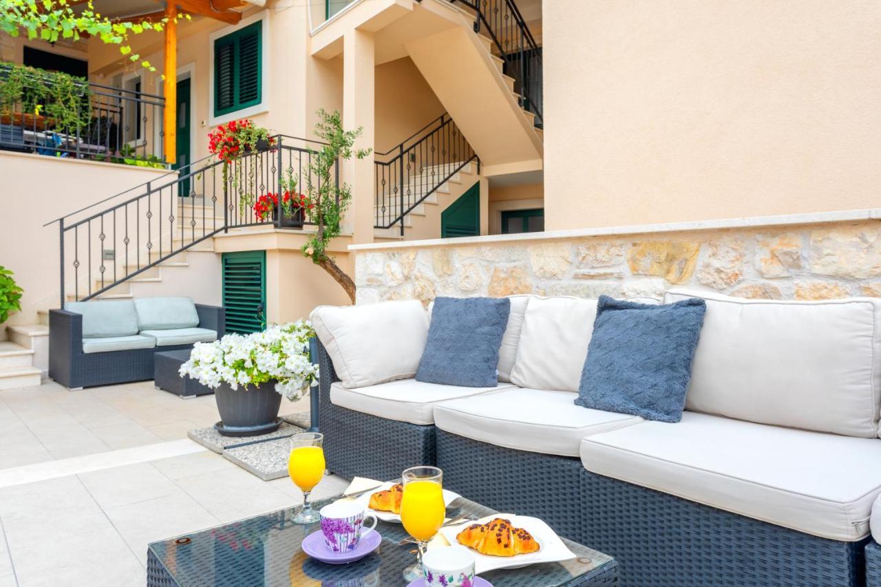 Apartment Ante 2