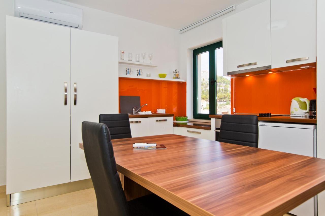 Ante 2 Apartment *