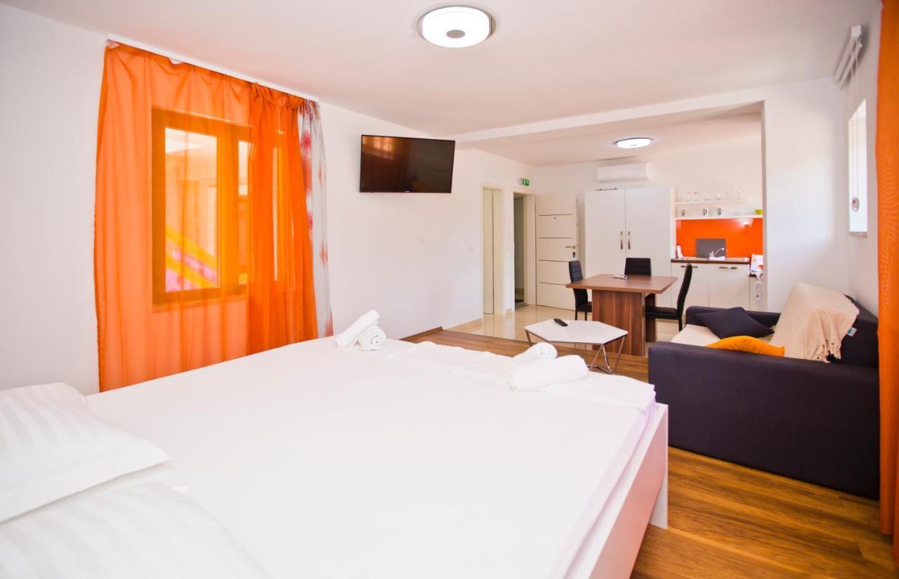 Apartment Ante 2 *