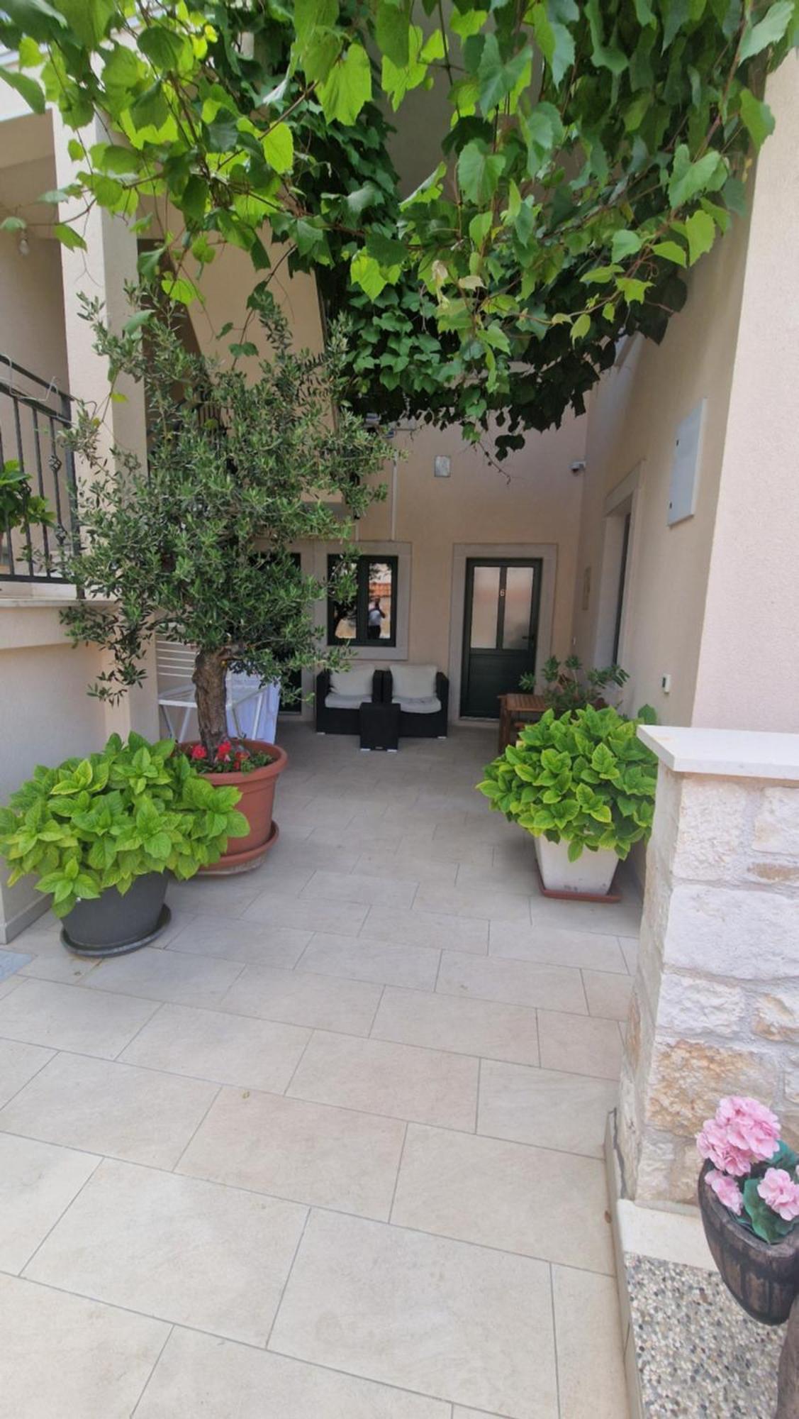 Apartman Ante 2