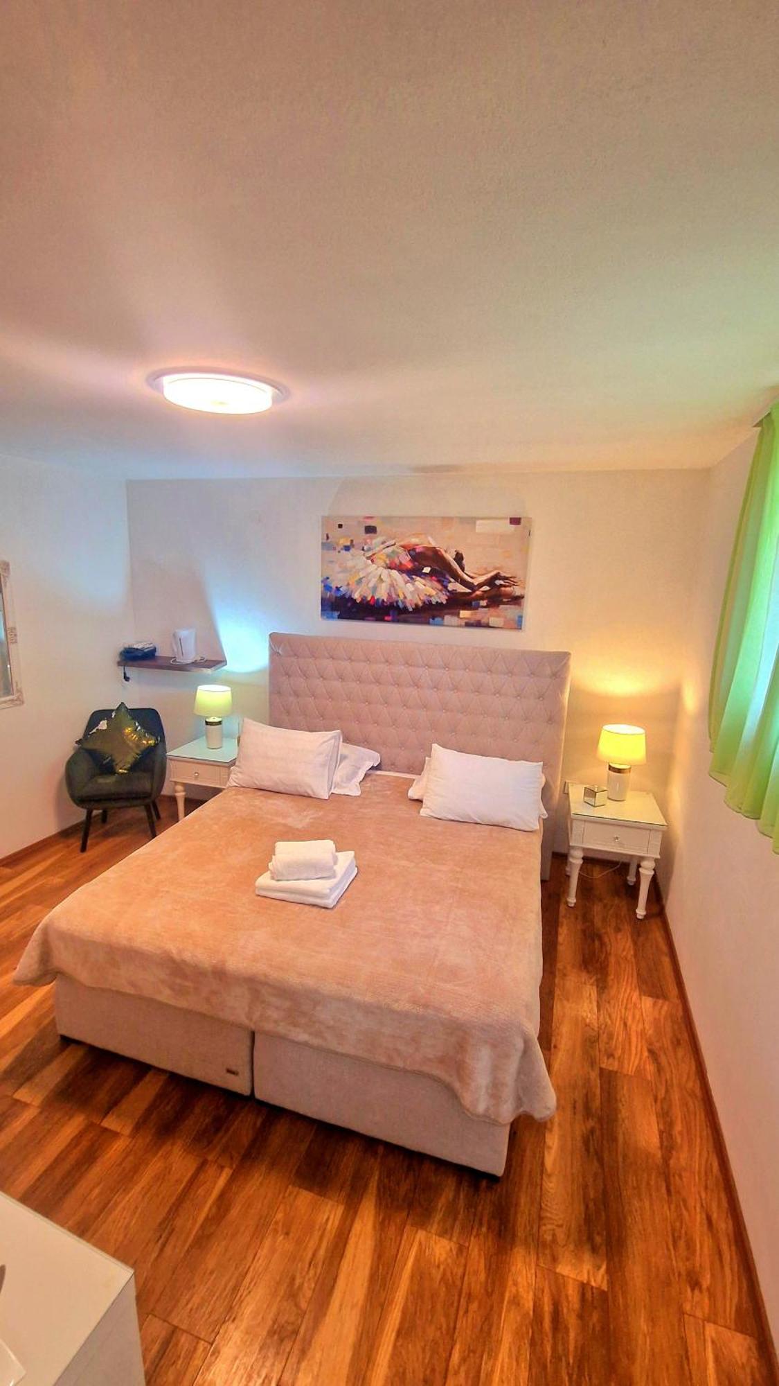 Apartment Ante 2 *
