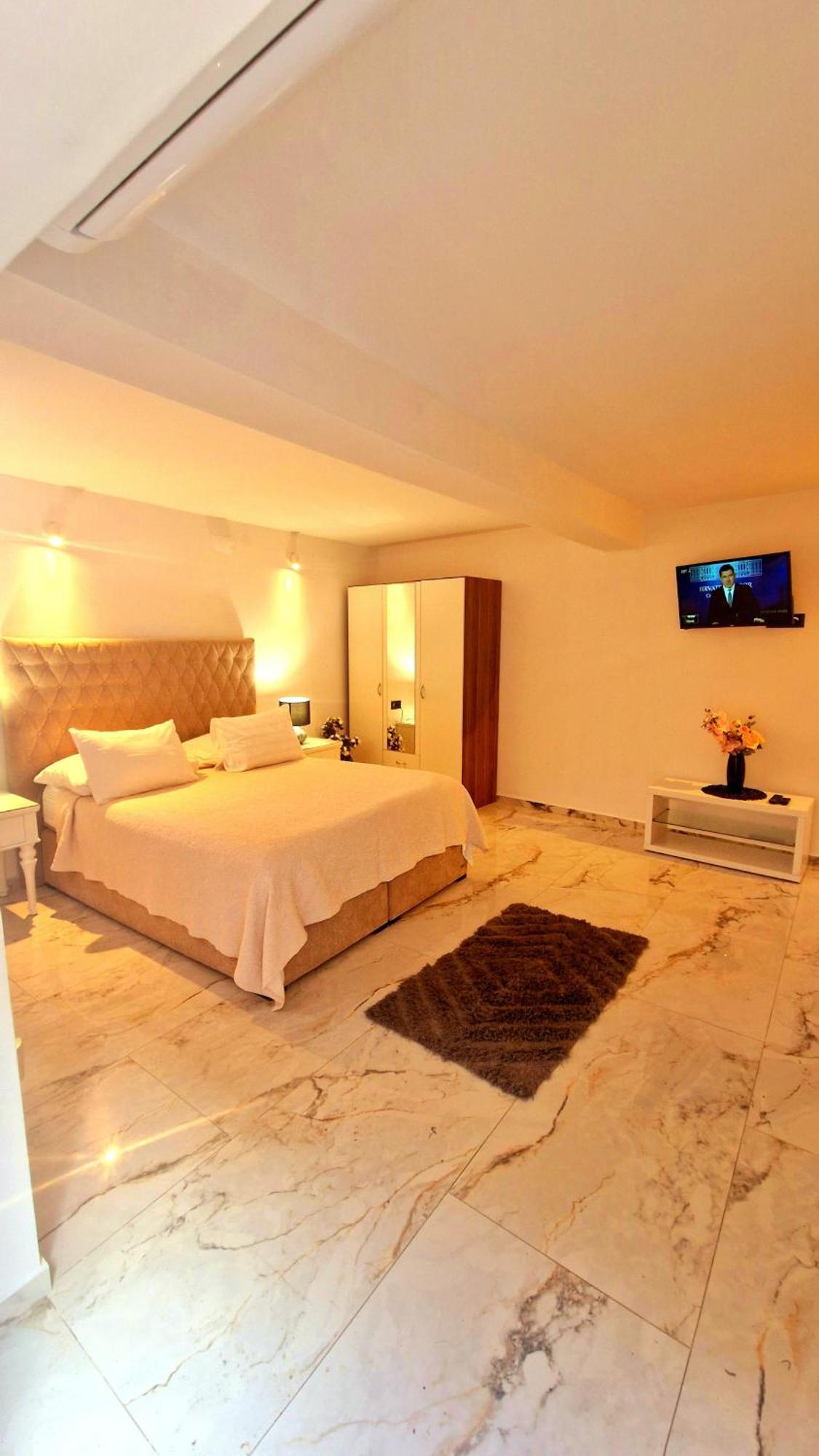 Apartman Ante 2